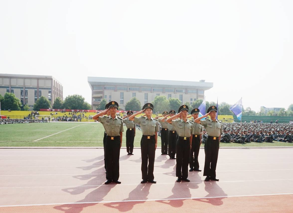 1739c5b90d844ba2b37526c846caef70.jpg 1739c5b90d844ba2b37526c846caef70.jpg