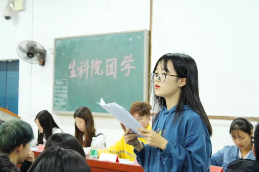 4e19ed9f23f84ac181545490cf44157d.jpg 4e19ed9f23f84ac181545490cf44157d.jpg