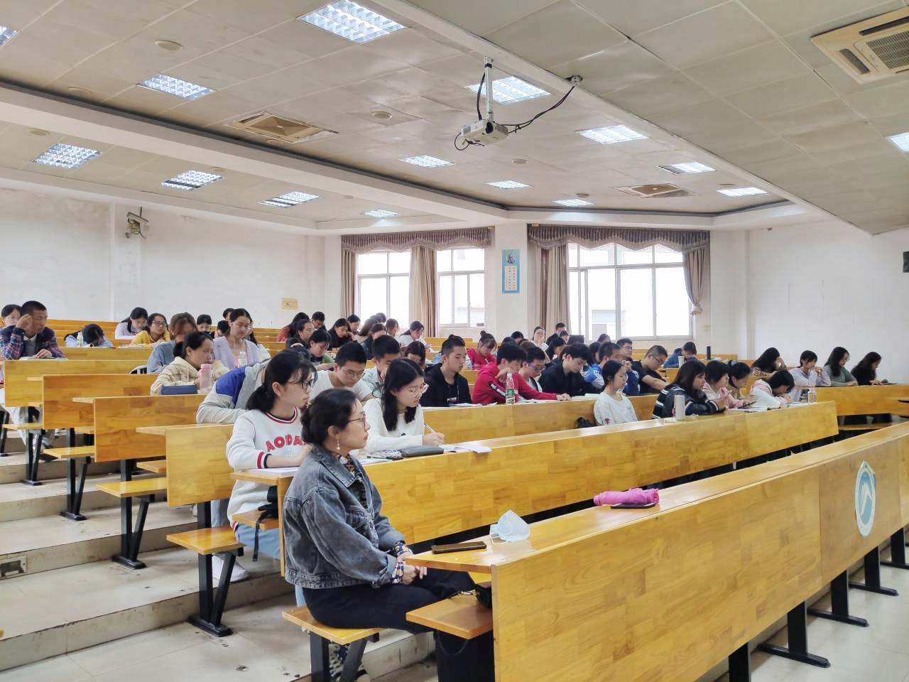 ee437543c763414885c83fb93f4113c7.jpg ee437543c763414885c83fb93f4113c7.jpg