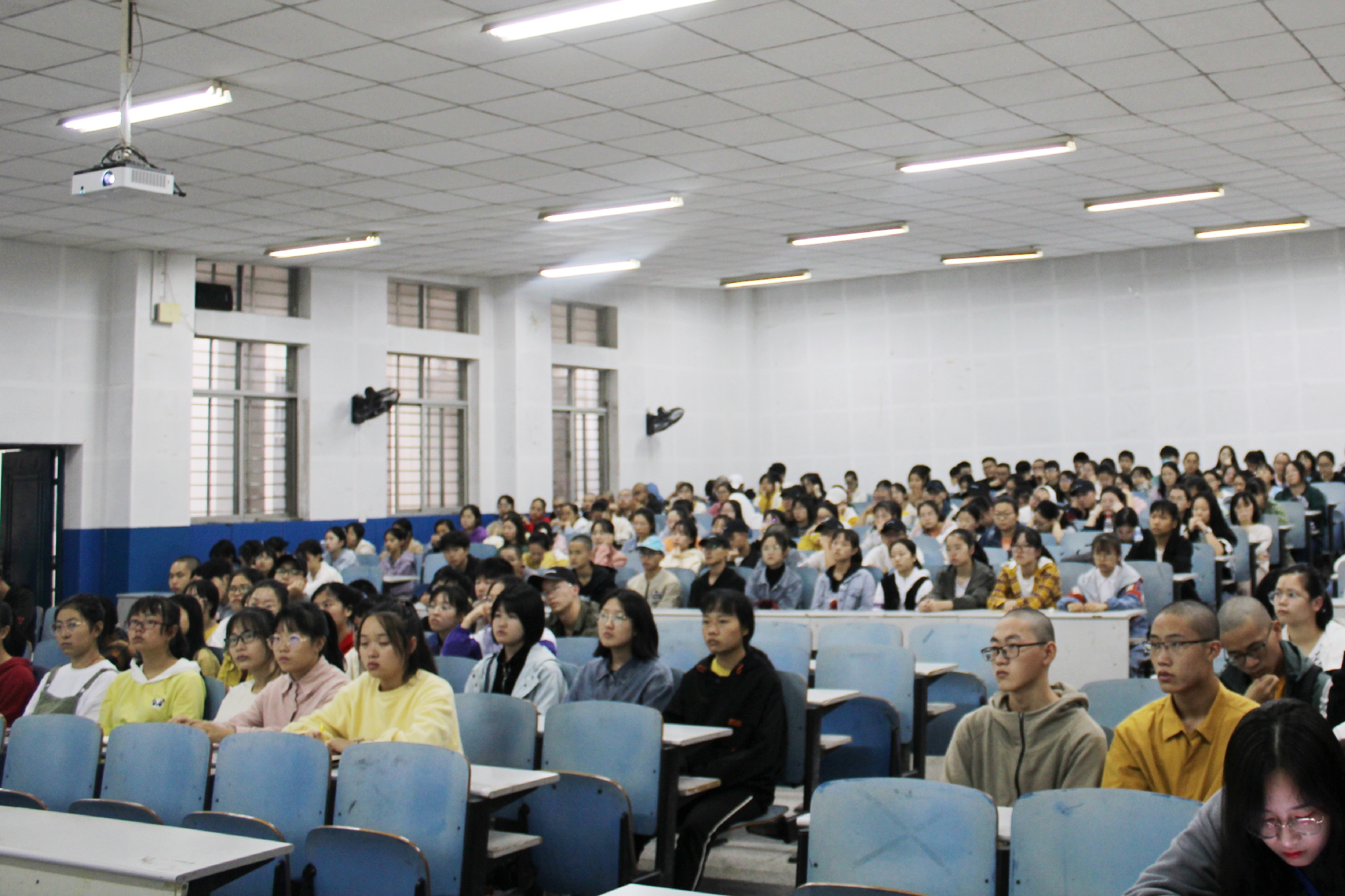 5c2c455911d14fc4b7d3f9e75ba341b4.jpg 5c2c455911d14fc4b7d3f9e75ba341b4.jpg