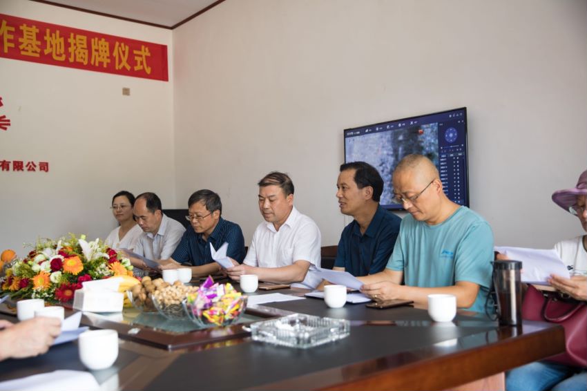 9c2ef2436a674177995ef82916350045.jpg 9c2ef2436a674177995ef82916350045.jpg