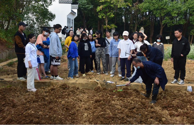 daa2a66360634ecba8fa3b5ab9f43b6b.png daa2a66360634ecba8fa3b5ab9f43b6b.png