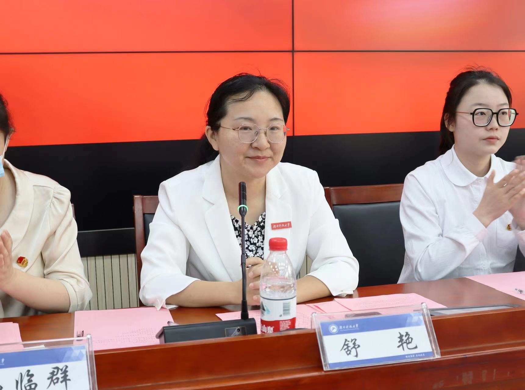 c69e8e4410714bf0b6b4f17696dc2a9c.jpg c69e8e4410714bf0b6b4f17696dc2a9c.jpg