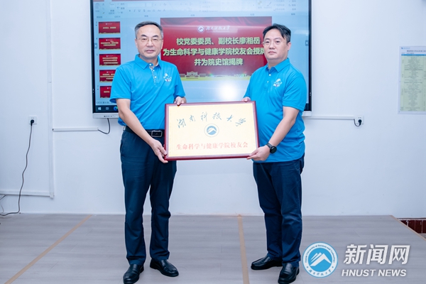 73f8716c6fdc4bebb421b025a0061bb6.jpg 73f8716c6fdc4bebb421b025a0061bb6.jpg